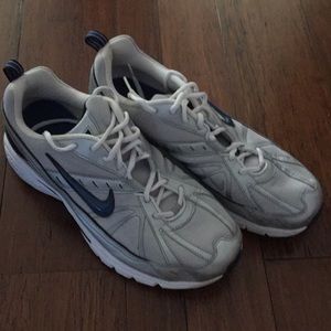 Nike men's running shoes - never worn